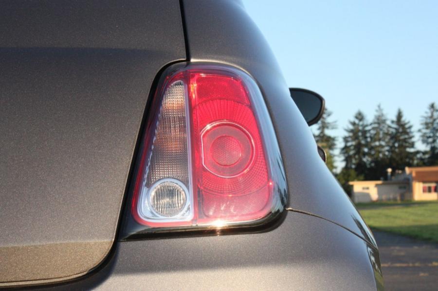  Fiat 500e 2013 года  (фото 129 из 141)